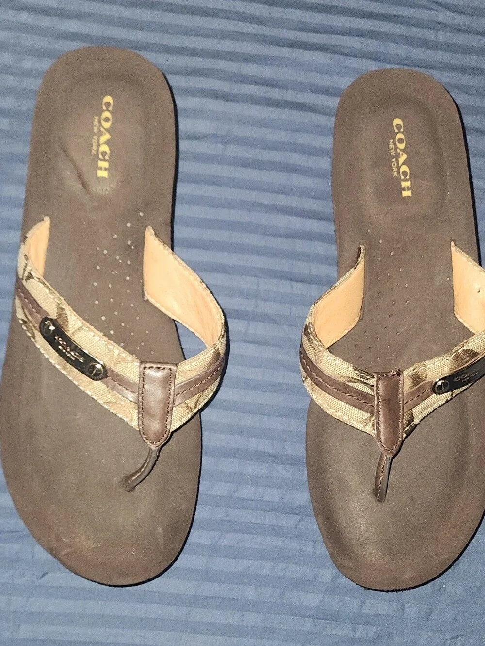 COACH Brown Signature Canvas Thong Sandals Size 8.5